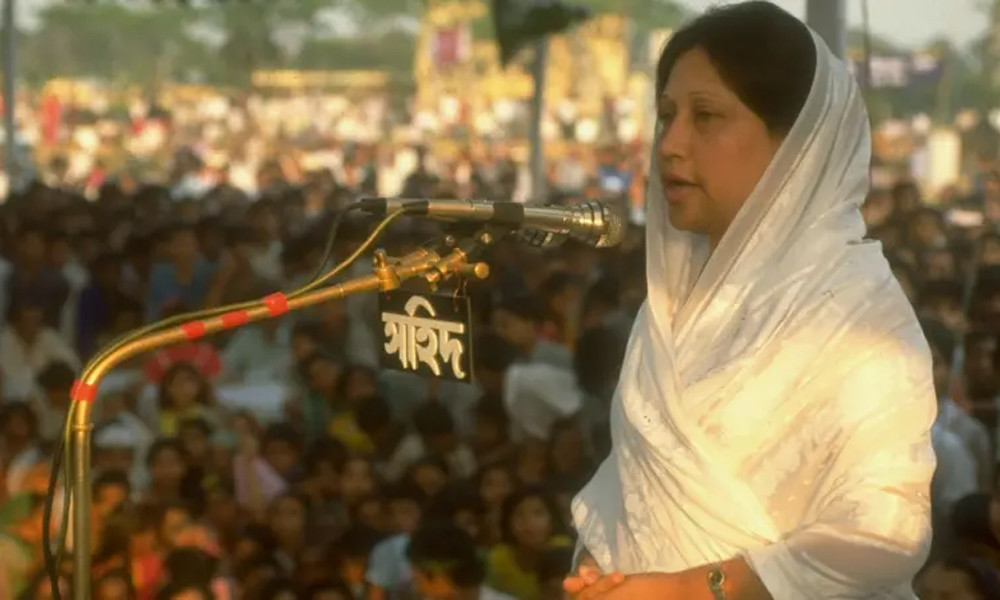 দলের বিপর্যয়ে হাল ধরেছিলেন খালেদা জিয়া