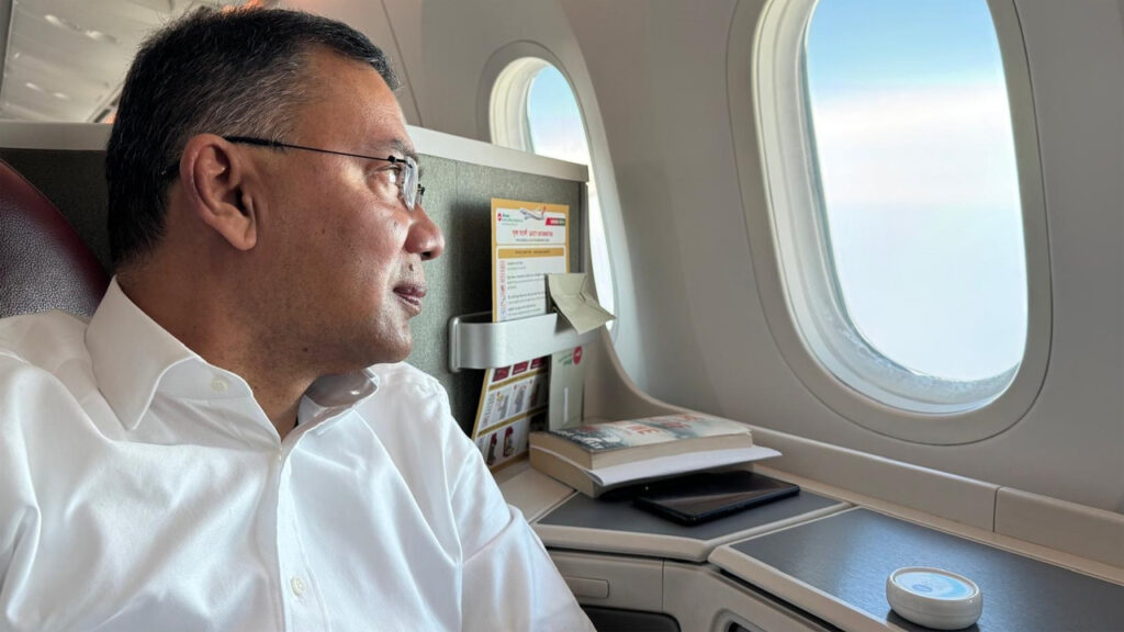 সিলেটে তারেক রহমানকে বহনকারী বিমান